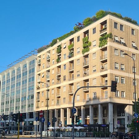 Repubblica Lux Lägenhet Milano Exteriör bild